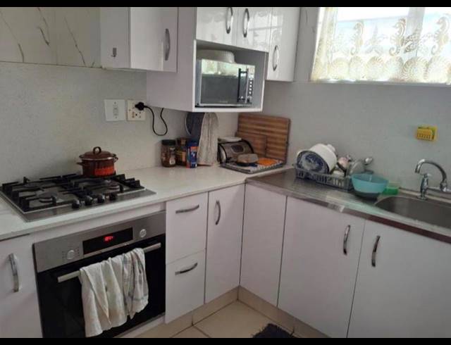 2 BEDROOM PROPERTY TO RENT IN ARBORETUM